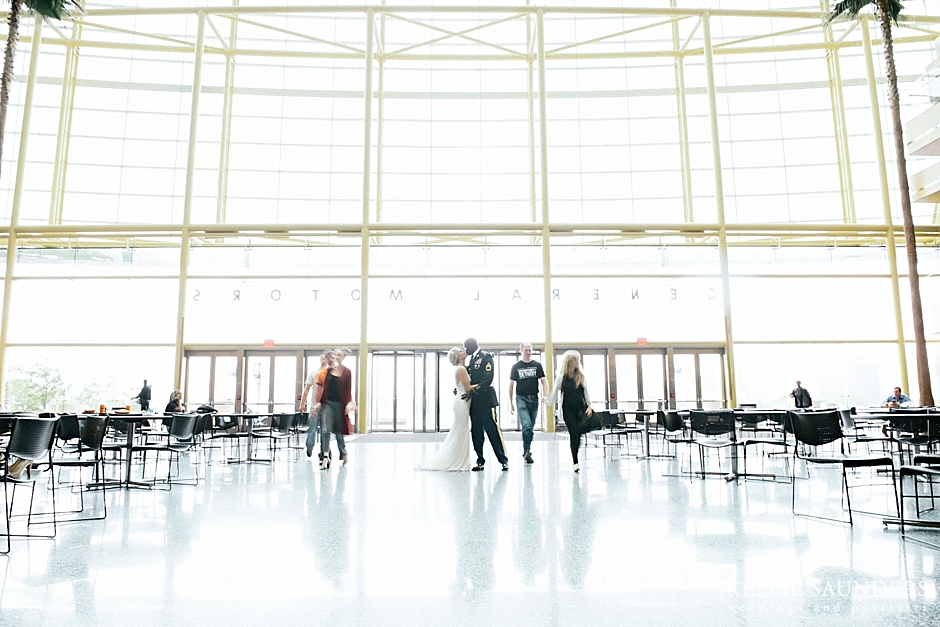 Detroit renaissance center wedding photos